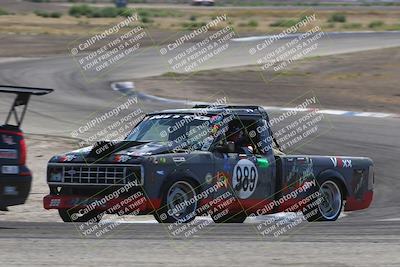media/Sep-27-2025-24 Hours of Lemons (Sat) [[04fd3ac4ac]]/1pm (Off Ramp)/